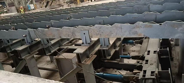 Gear-Rack Stepping Cold Bed